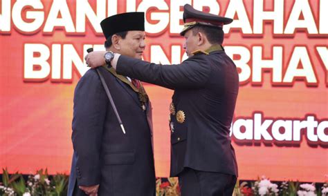 Menhan Prabowo Subianto Terima Penganugerahan Tanda Kehormatan Bintang