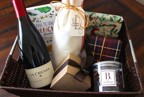 10 Holiday Hostess Gifts For Wine Lovers