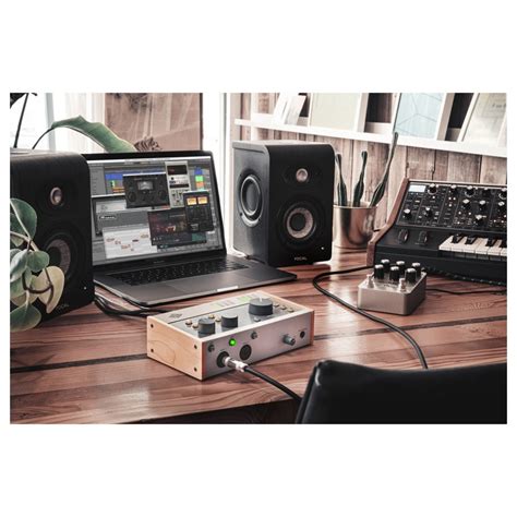 Universal Audio Volt 476 USB Audio Interface At Gear4music