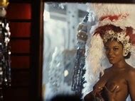 Naked Carolina Bezerra In Trinta