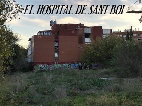 Me Adentro Solo En El T Trico Y Ruinoso Hospital De Sant Boi