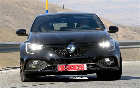 SPYSHOTS Renault Megane RS Facelift Seen Testing Renault Megane RS