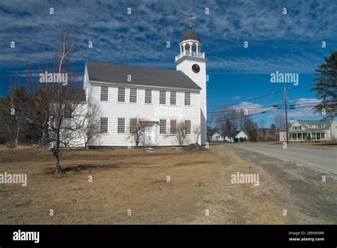 Canaan Meeting House in historical Canaan, New Hampshire. Built in 1793 ...