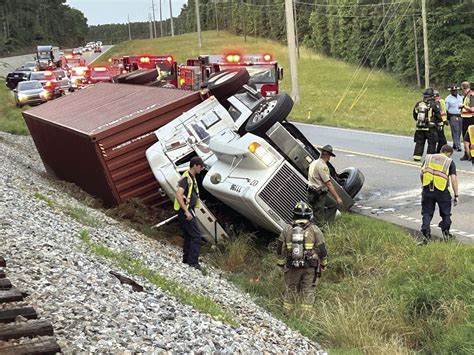 Tractor Trailer Flips On Hwy 41 News