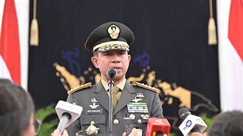 Pertaruhan Netralitas Panglima Tni Jenderal Agus Subiyanto Disaat Anak