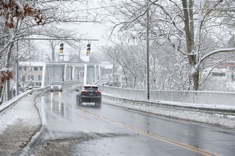 How much snow did Connecticut get from first winter storm?