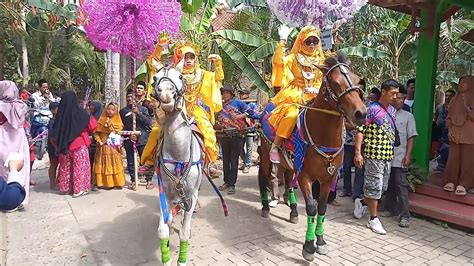 Kuda Joget Di Arak Arakan Khotmil Qur An Desa Brengkol 1 Oktober 2023