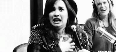 Demi Lovato Shocked GIF - Demi Lovato Shocked Dying - Discover & Share GIFs