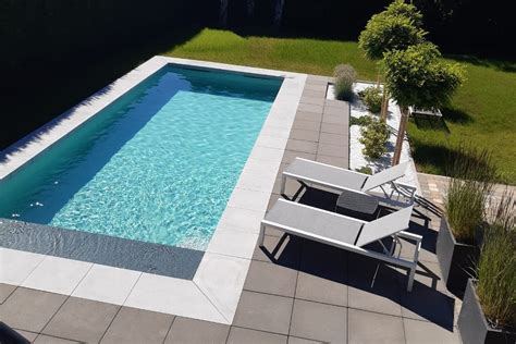 Margelle Contour de piscine en béton Fabricant Belgique Interblocs