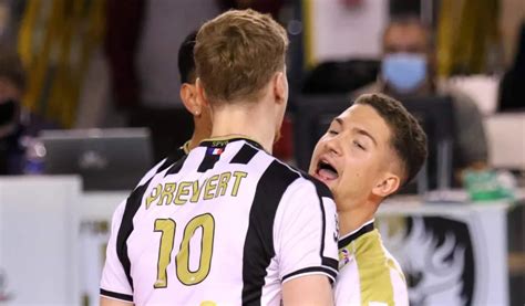 Volley Ligue A Luca Ramon Et Le Stade Poitevin Sont Dans Le Combat