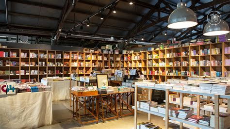 6 Local Independent Bookstores You Can Shop Online