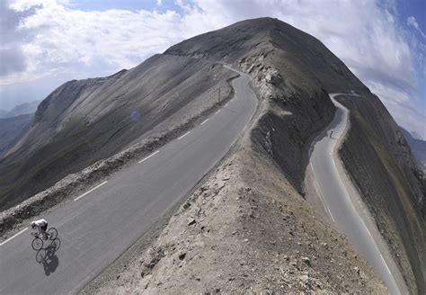 Le Col De La Bonette 2802m