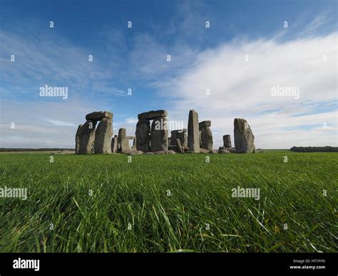 Ruins of Stonehenge prehistoric megalithic stone monument in Wiltshire ...