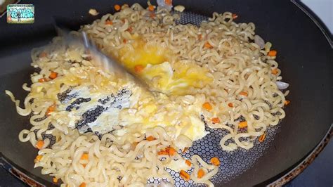 Cooking Pancit Canton Easy Recipe Youtube