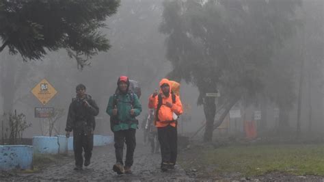 Jalur Pendakian Gunung Ciremai Dibuka Lagi Mulai 30 Desember 2019