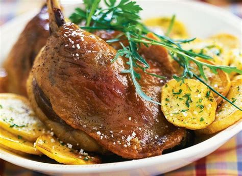 Comment Pr Parer Des Cuisses De Canard Confites Aux Pommes Sarladaises