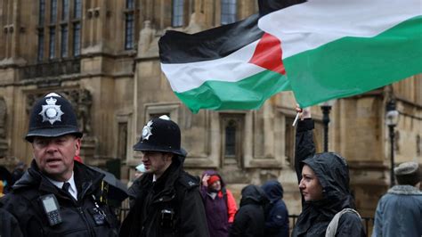 Uk Parliament Plunged Into Chaos Over Gaza Ceasefirevote Ratomsai