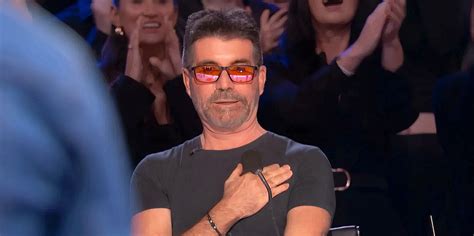 'AGT' Judge Simon Cowell Turns Away in Horror: “I Don’t Like Clowns"