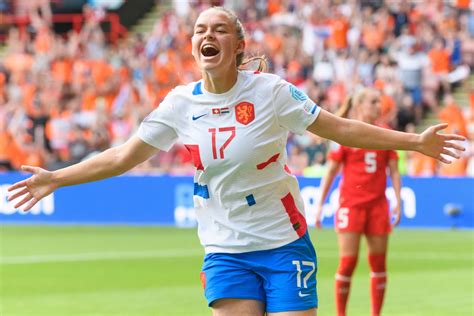 Sweden Emphatically Wins Group C Netherlands Finish Strong In Win