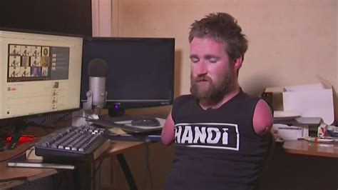 top video gamer   arms  legs myfoxzonecom