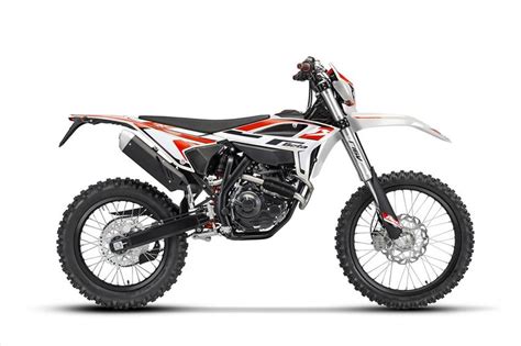 Beta Rr Enduro T T Prezzo Scheda Tecnica E Foto Dueruote