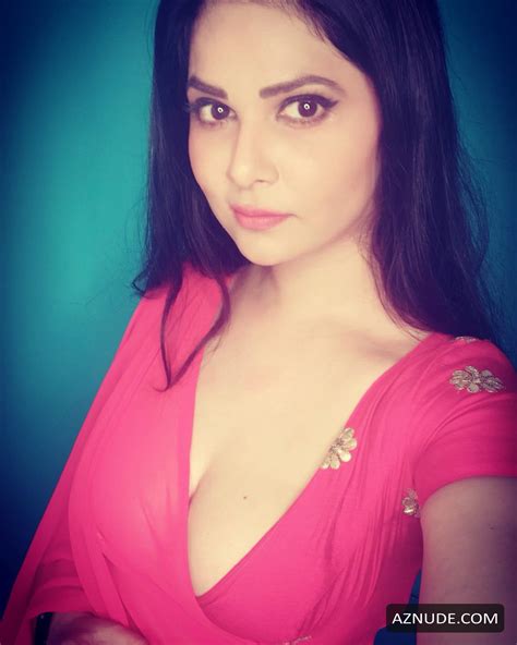 Aabha Paul Sexy Hot Pics Collection June August AZNude