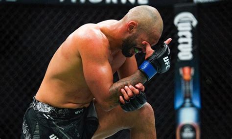 UFC Blindado revela perda de 30 da visão após levar dedo no olho Ag