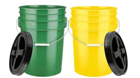 Gallon Green And Yellow Plastic Buckets With Black Airtight Lids Food