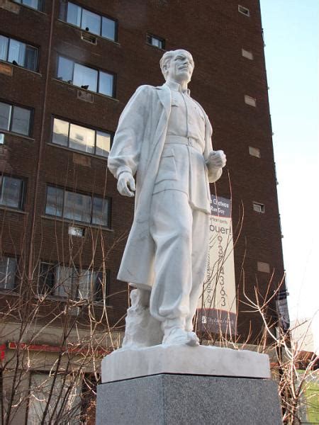 Statue of Henry Norman Bethune - Greater Montreal Area | square