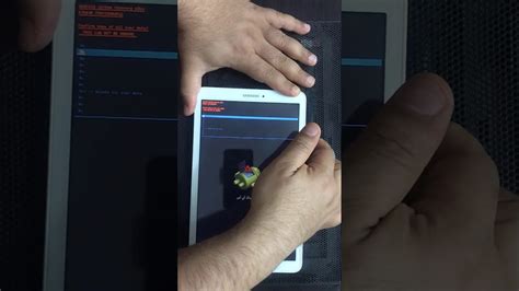 عمل فرمتة وفتح جهاز تاب Samsung Galaxy Tab E Hard Reset Youtube