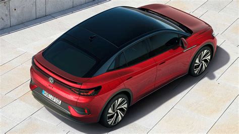 Preview: Volkswagen ID.5 spices up the ID.4 with coupe-like profile