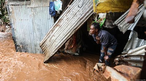 Watu Wasiopungua Wafariki Kenya Kufuatia Mafuriko Dw