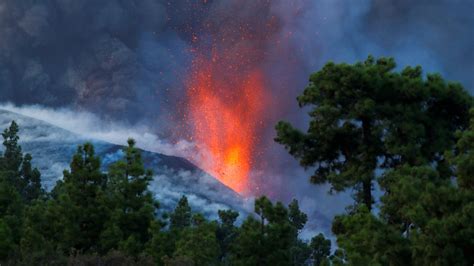 Erupción volcánica en la Palma ceniza volcánica obstruye el movimiento