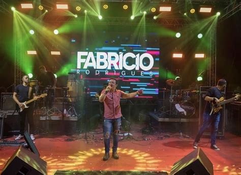 Flávio José Banda Cascavel Forró da Live e Fabrício Rodrigues abrem o