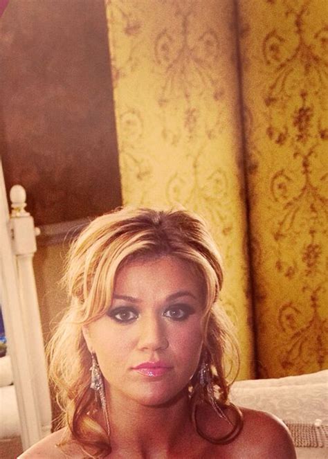 Pin By Patricia Rohlen On Clarkson Kelly Clarkson Kelly Woman