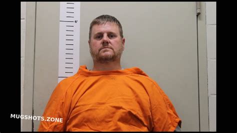 WILLIS DARRELL WAYNE 12 11 2023 Chilton County Mugshots Zone