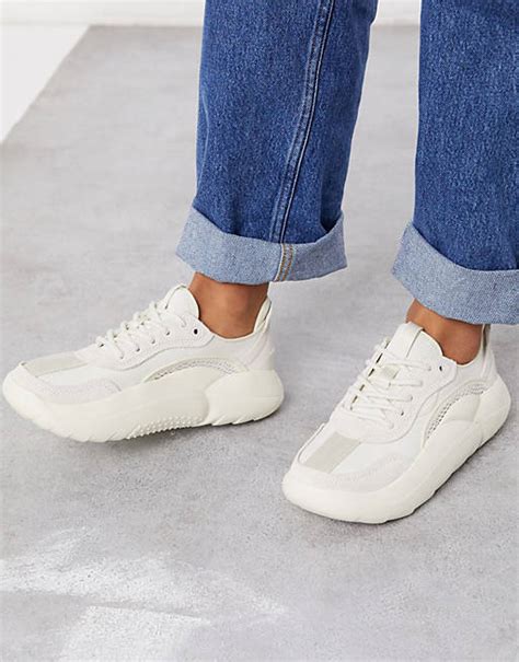 Ugg La Cloud Low Chunky Trainers In Yellow Ubicaciondepersonascdmx