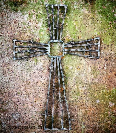 Diy Barbed Wire Cross Welding Projects Barbed Wire Decor Wire Crosses