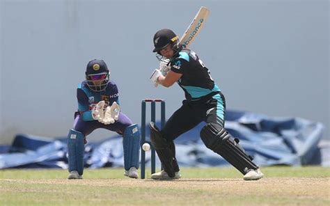 Suzie Bates Harmanpreet Kaur Move Up In Womens T20i Batting Rankings