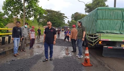 H Lebaran Truk Odol Dilarang Melintas Jls Cilegon Faktabanten