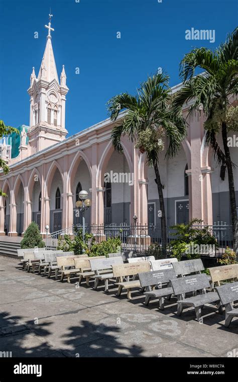 French colonial architecture in vietnam hi-res stock photography and ...