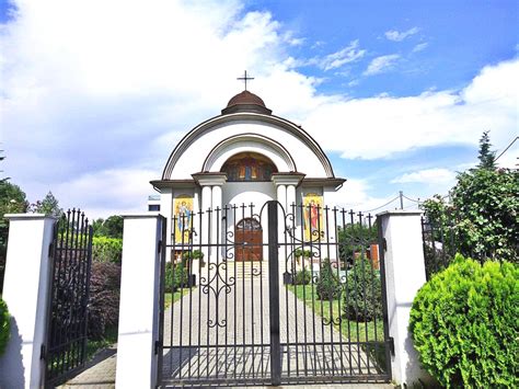 galerie foto biserica vatra luminoasa