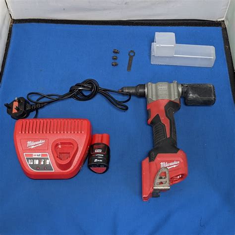 Milwaukee M Bprt Cordless V M Li Ion Pop Rivet Gun Own Less