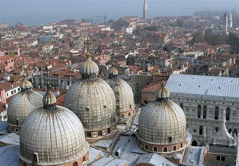 Venice skyline by kisswitch881 on DeviantArt