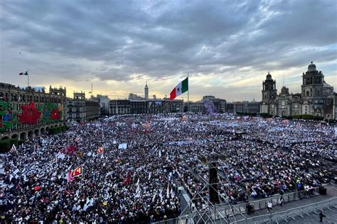 Informa Cdmx Que Asisten Al Zócalo 250 Mil Personas A Ver A Amlo 24 Horas