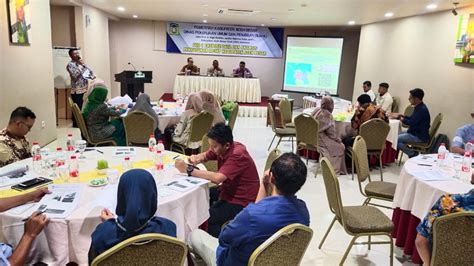 Wakili Pj Bupati Asisten II Aceh Besar Buka FGD 1 Pendataan Dan