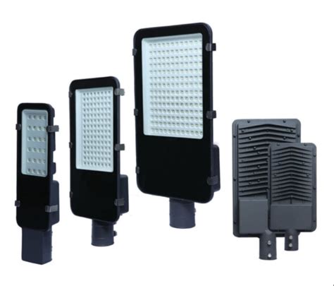 Pure White CE LED Street Light IP66 220 V At 200 Piece In Mumbai