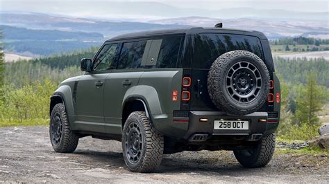 2025 Defender Octa Is A 300k Twin Turbo V8 Flagship Discoverauto