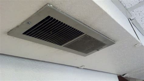 The Best Options To Cover Your Crawl Space Vents