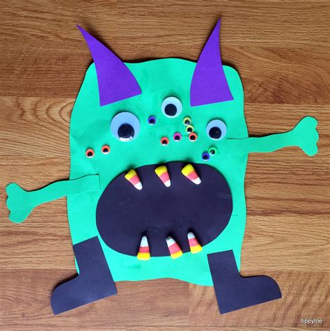 Tippytoe Crafts: Monster Craft